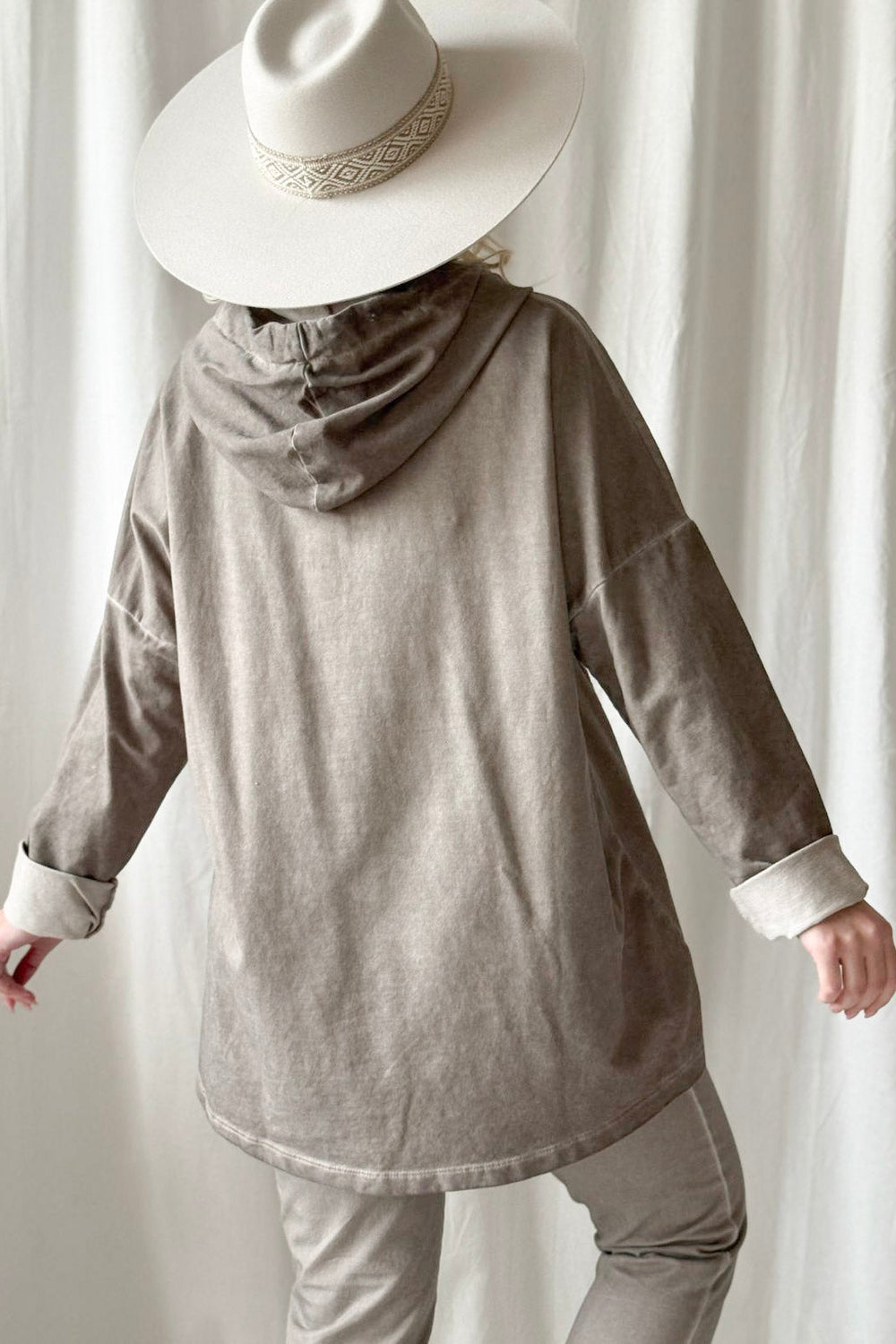 ByPias Bohemiana Hoodie – Peace & Love | Taupe | One Size
