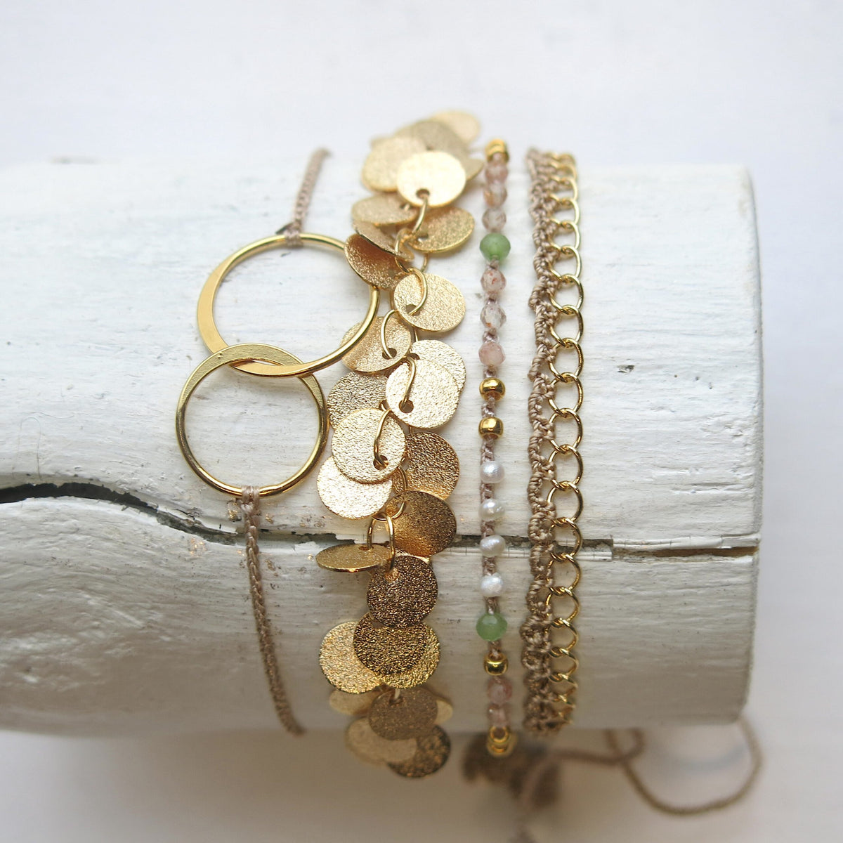 SANTURINI - delicate bracelet 18 KT gold sequins