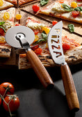 Load image into Gallery viewer, Pizza Roller & Messer Set in Buchverpackung