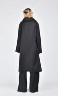 Bild in Galerie laden, STOCKHOLM - Walkmantel mit Stehkragen