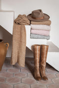 Bild in Galerie laden, FLUFFY Strickschal - Alpaka/Mohair-Mix