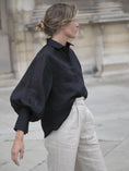 Bild in Galerie laden, ELOISE Bluse aus Ramie