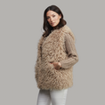 Bild in Galerie laden, MAJA - Fury Weste aus Kunstpelz