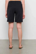 Bild in Galerie laden, PHILIS Basic Shorts TRAVEL - schwarz