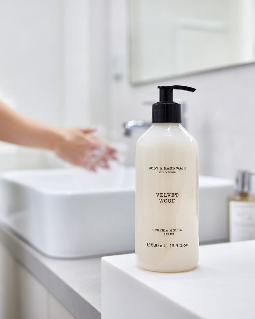 VELVET WOOD – Body & Hand Wash 500 ml