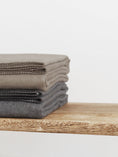 Bild in Galerie laden, Wohndecke THOR - recycelte Baumwolle - grau