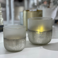 Bild in Galerie laden, Teelicht Frosty Glas - 2 Größen