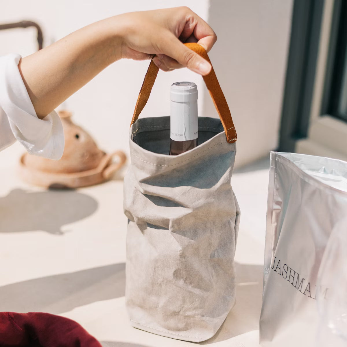 UASHMAMA Wine Bag – Weintasche aus waschbarem Papier