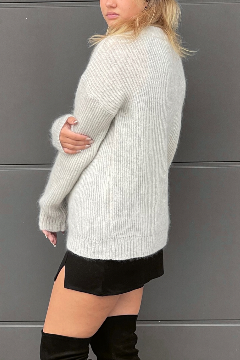 WARM HUG - Mohair Knit Sweater