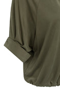 Bild in Galerie laden, YAYA Jersey-Oberteil mit Zierfalten und V-Ausschnitt – Military Green