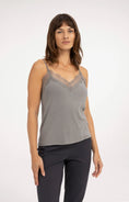 Carica immagine nella galleria, Jersey-Top mit V-Ausschnitt und Spitze – Grau