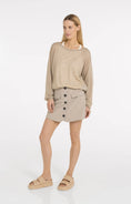 Bild in Galerie laden, YAYA Mode Skorts mit Knöpfen und Taschen – Beige