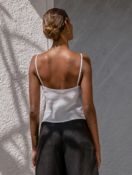 Top Luciee Frangipani – top in ramia con spalline sottili bianco