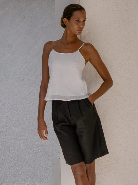 Luciee top Frangipani – ramie top with spaghetti straps in white