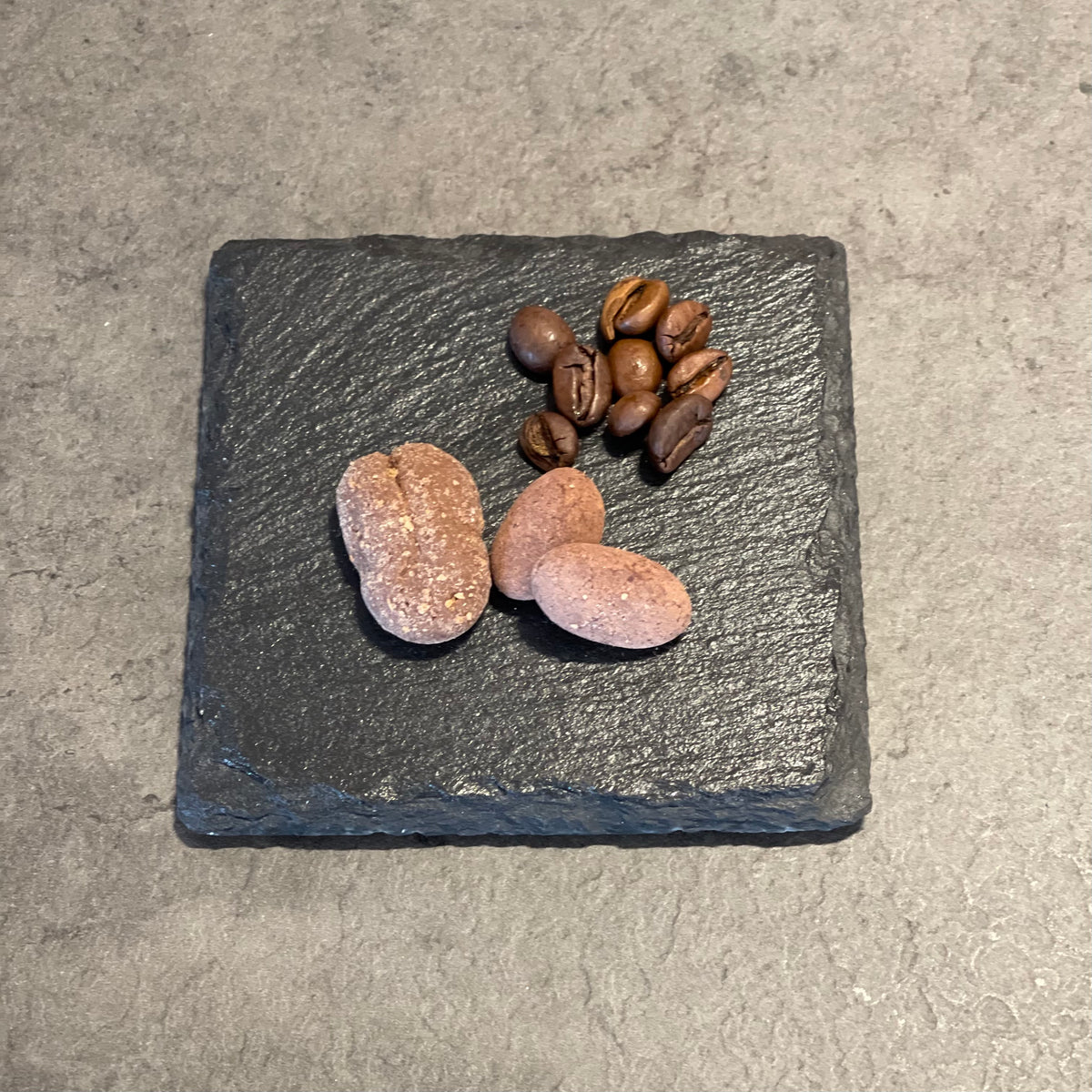 Slate Plates 10x10 cm - 4 Pieces