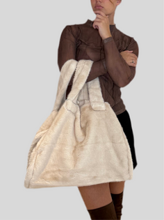 MEGA Felltasche XXL beige Kunstfell