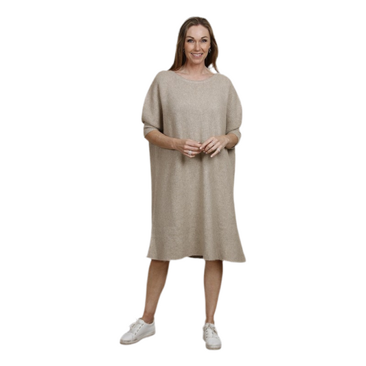 Oversize-strickkleid-beige