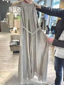 CHANIA Extravagantes Maxi-Kleid aus Naturleinen von Join Clothes