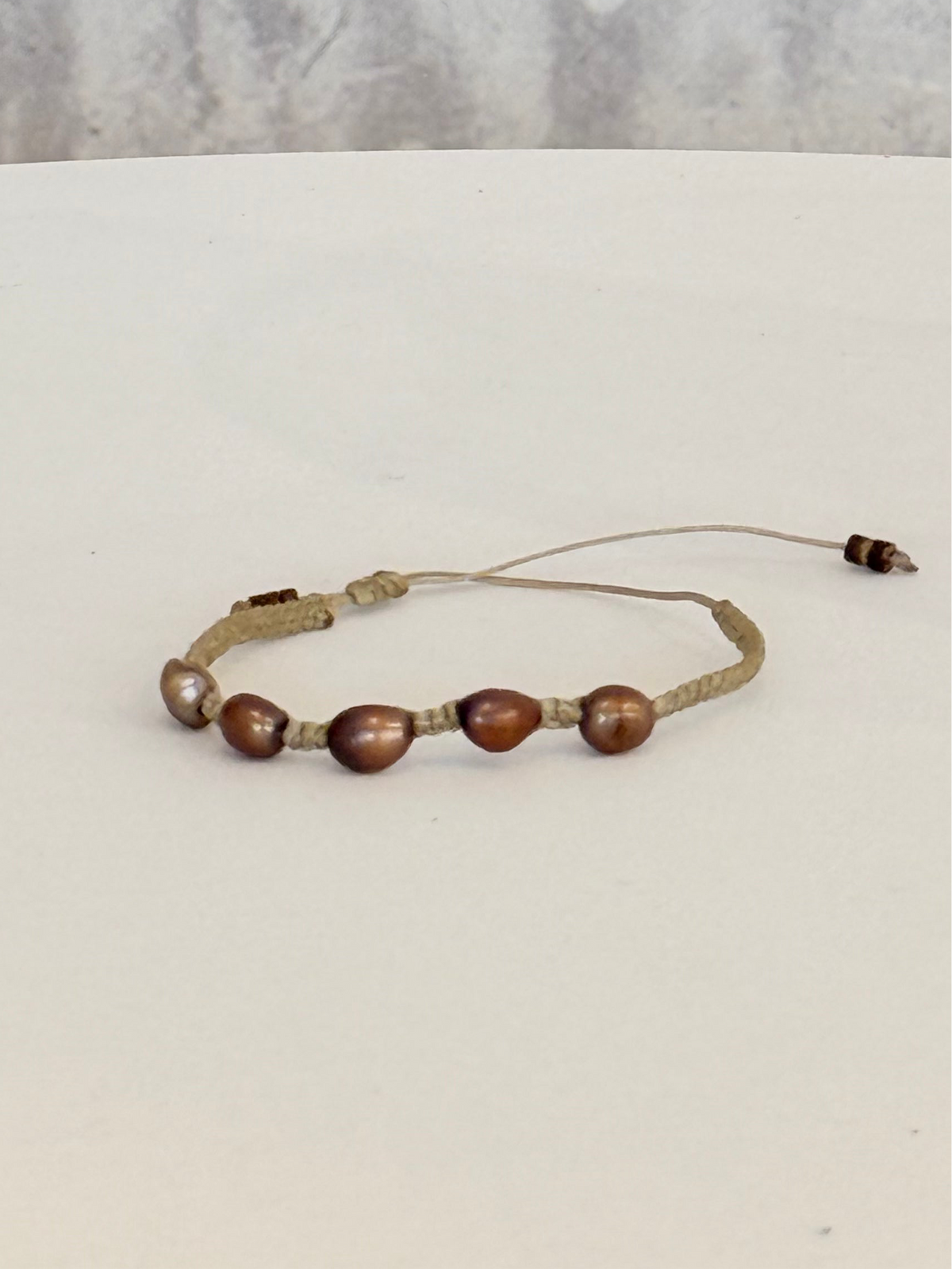 Bracelet avec perles de culture intégrées