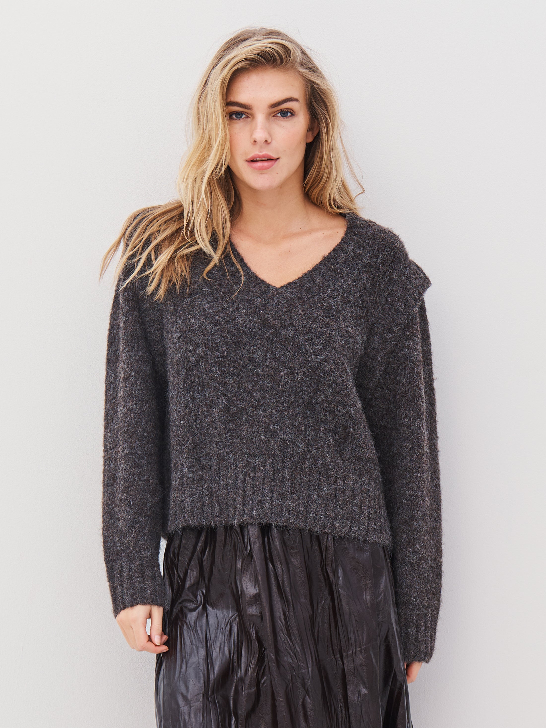 AGNES Strickpulli - braun