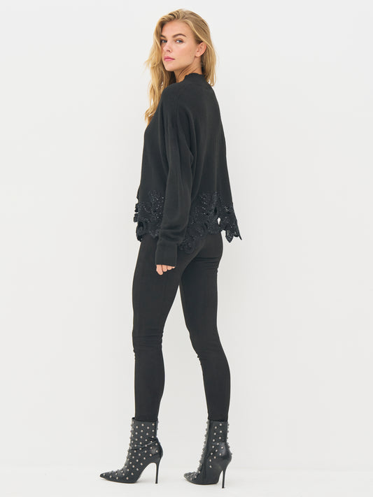 NÜ Denmark BOBBI Strickpullover mit Spitzenkante – Schwarz