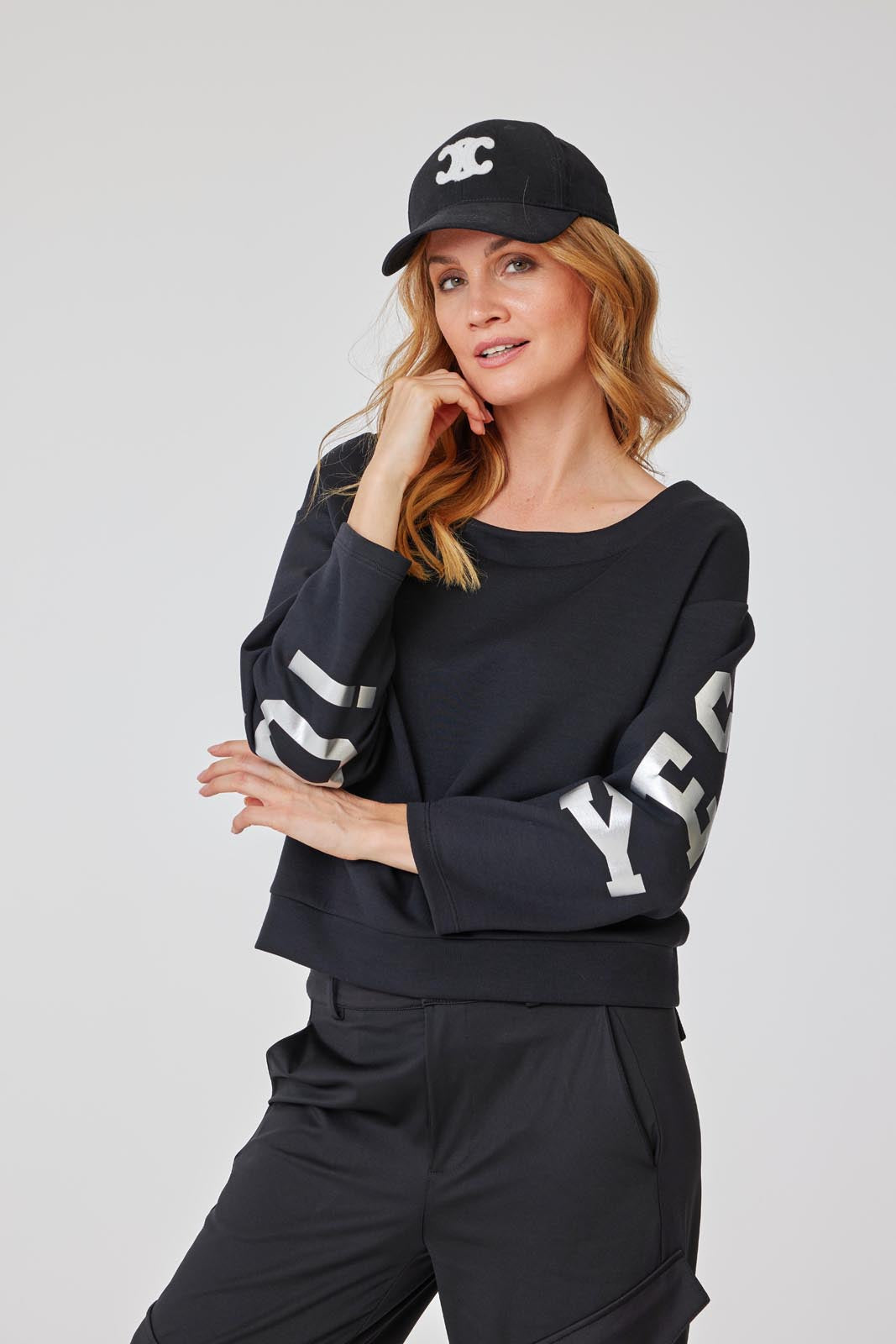 YES Sweatshirt mit Ärmelprint – Schwarz