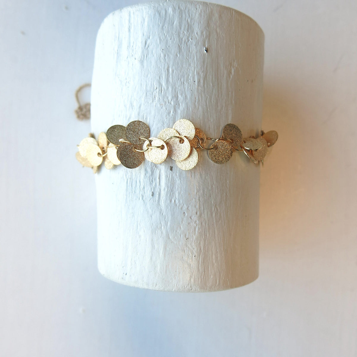 SANTURINI - delicate bracelet 18 KT gold sequins