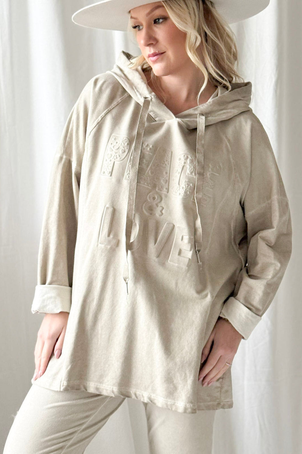 ByPias Bohemiana Hoodie – Peace & Love | Beige | One Size