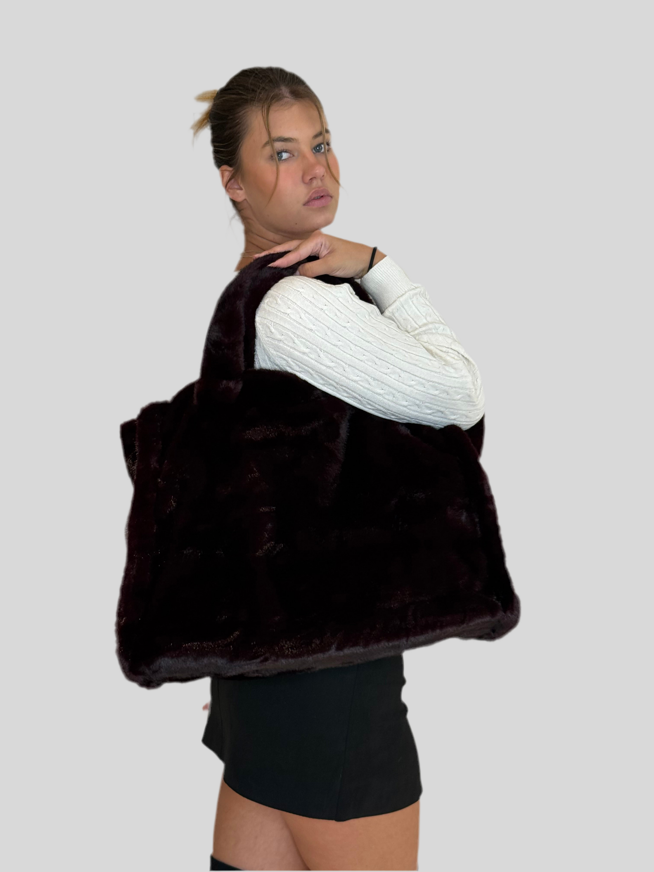 MEGA Felltasche XXL bordeaux Kunstfell