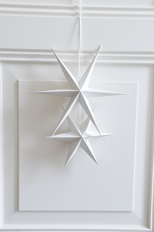 Papiersterne im Set 2 Stück | weiß