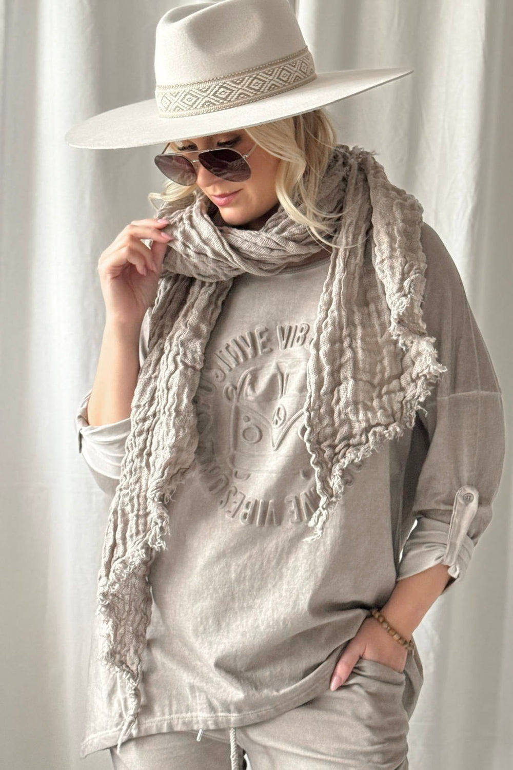 ByPias Bohemian Longshirt mit Print – Vintage Wash Taupe | One Size