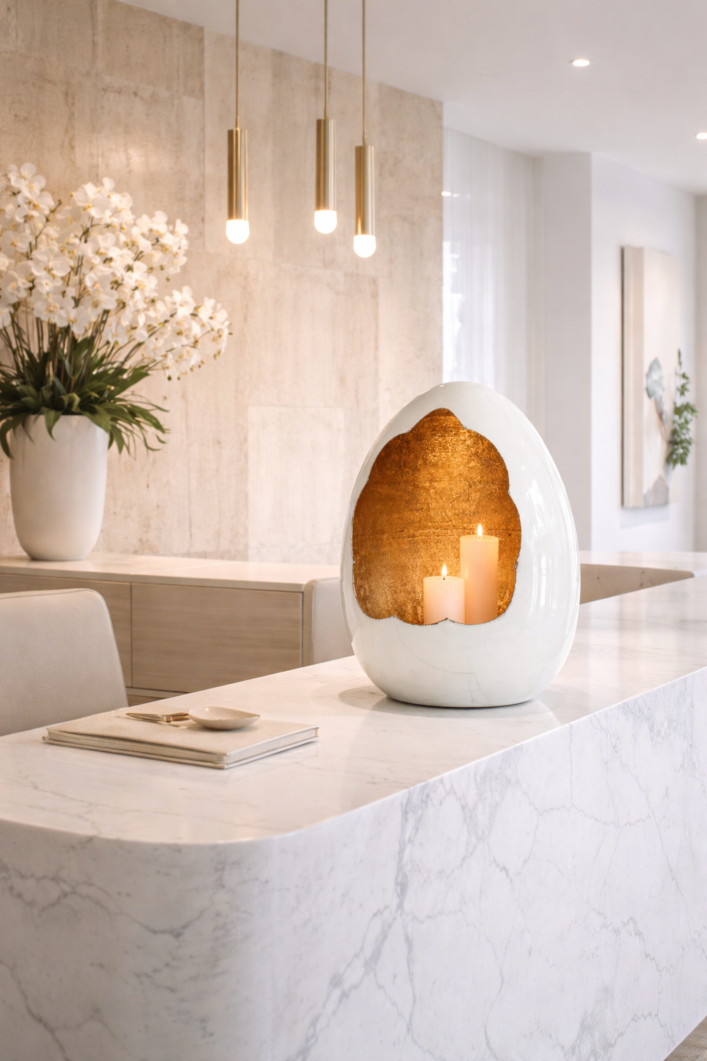 Cor Mulder Deko-Ei Warmweiß/Gold – skulpturales Designobjekt