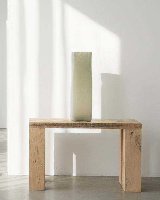 Hohe Glasvase Sandgrau – dickwandige Vase für Zweige & Blumen