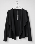 Bild in Galerie laden, ANASTASIA Kurzjacke HERA aus Baumwoll-Stretch – Schwarz
