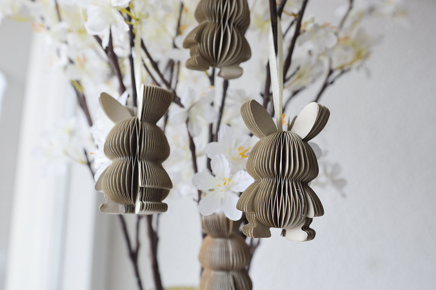 Papier-Hase Honeycomb zum Hängen | 7 cm - Taupe