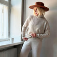 Bild in Galerie-Betrachter laden, LUISA Home Wear Rollkragen Pullover aus Merino-Cashmere Strick
