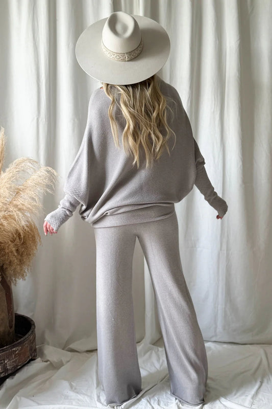 LOVE ME NOW asymmetrischer Pulli - taupe