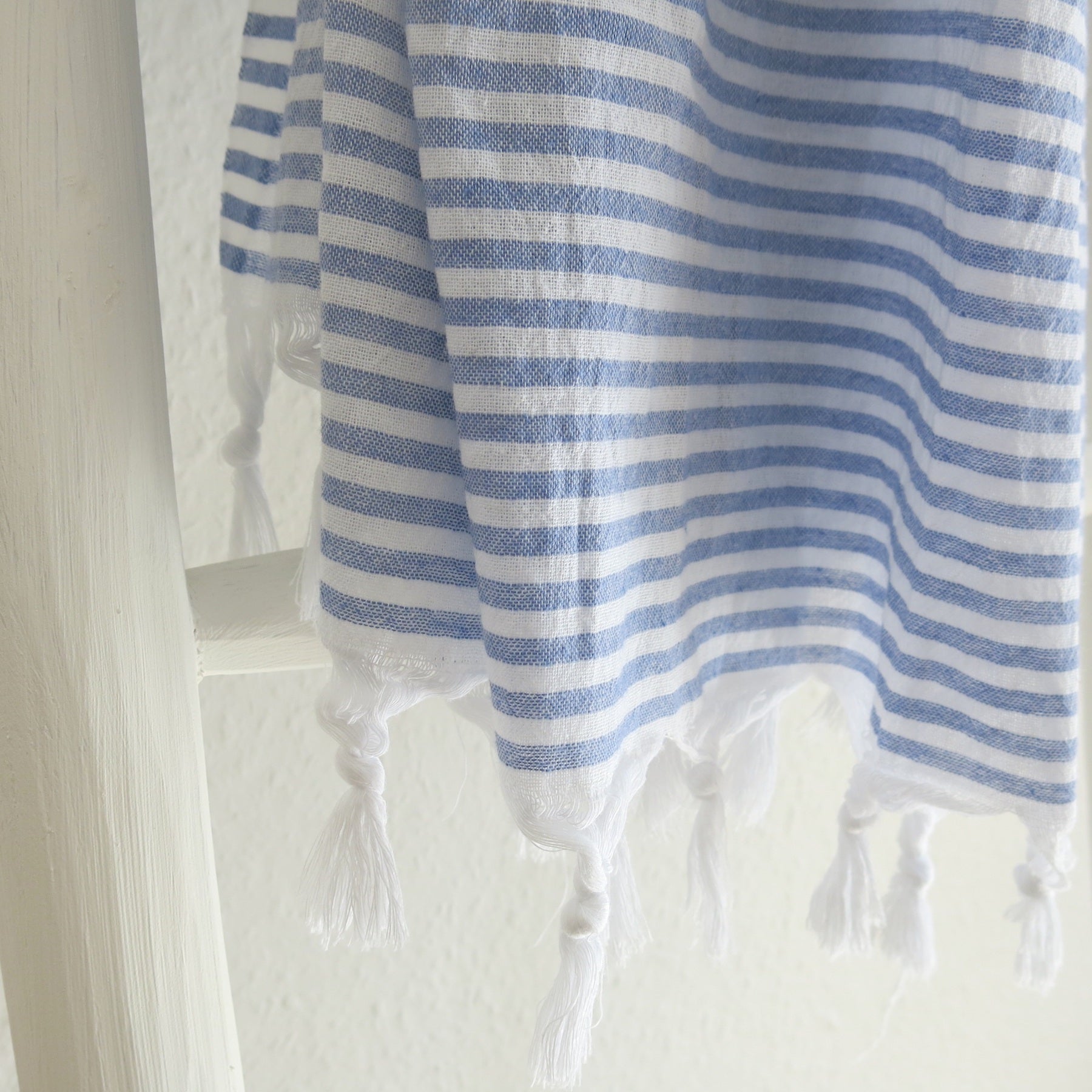 Baumwolltuch Streifen – Pareo, Sarong & Strandtuch aus 100% Baumwolle