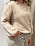 Bild in Galerie laden, BECCA - Pulli in Alpaka Mix - beige
