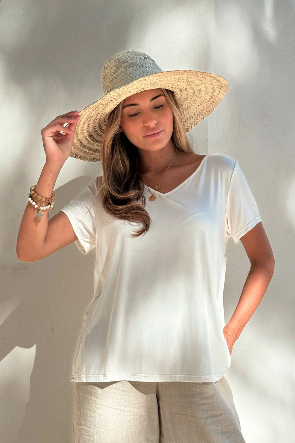 Bambus T-Shirt Damen DAILY mit V-Ausschnitt – Weiß | BYPIAS