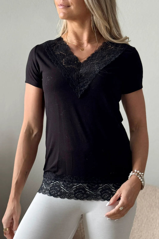 Bambus T-Shirt Damen ELODIE mit Spitze – Schwarz | BYPIAS