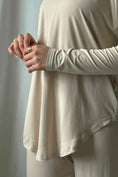 Carica l'immagine nel visualizzatore della galleria, Maglia BAMBOO YOGA - beige
