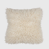 CURLY Kissenbezug in Off-White aus weichem Lammfellimitat, 48 × 48 cm
