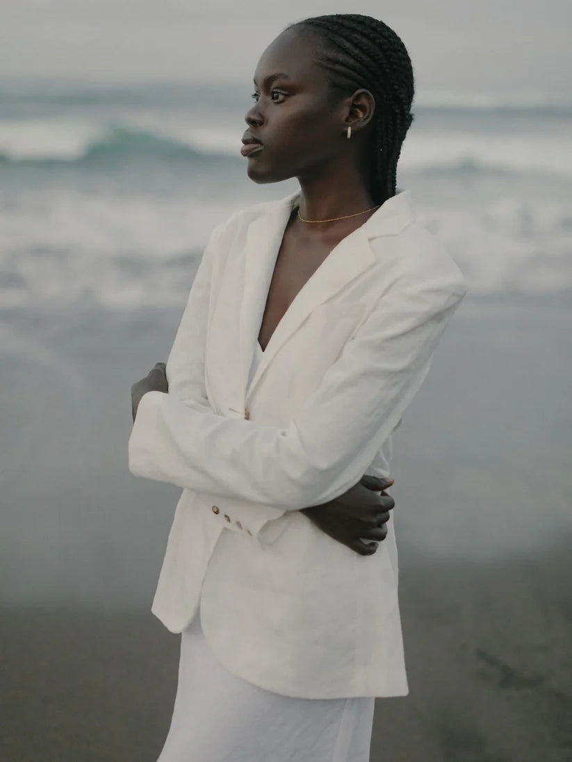 Luciee Linen Blazer – Leinenblazer mit Baumwollfutter in Ecru