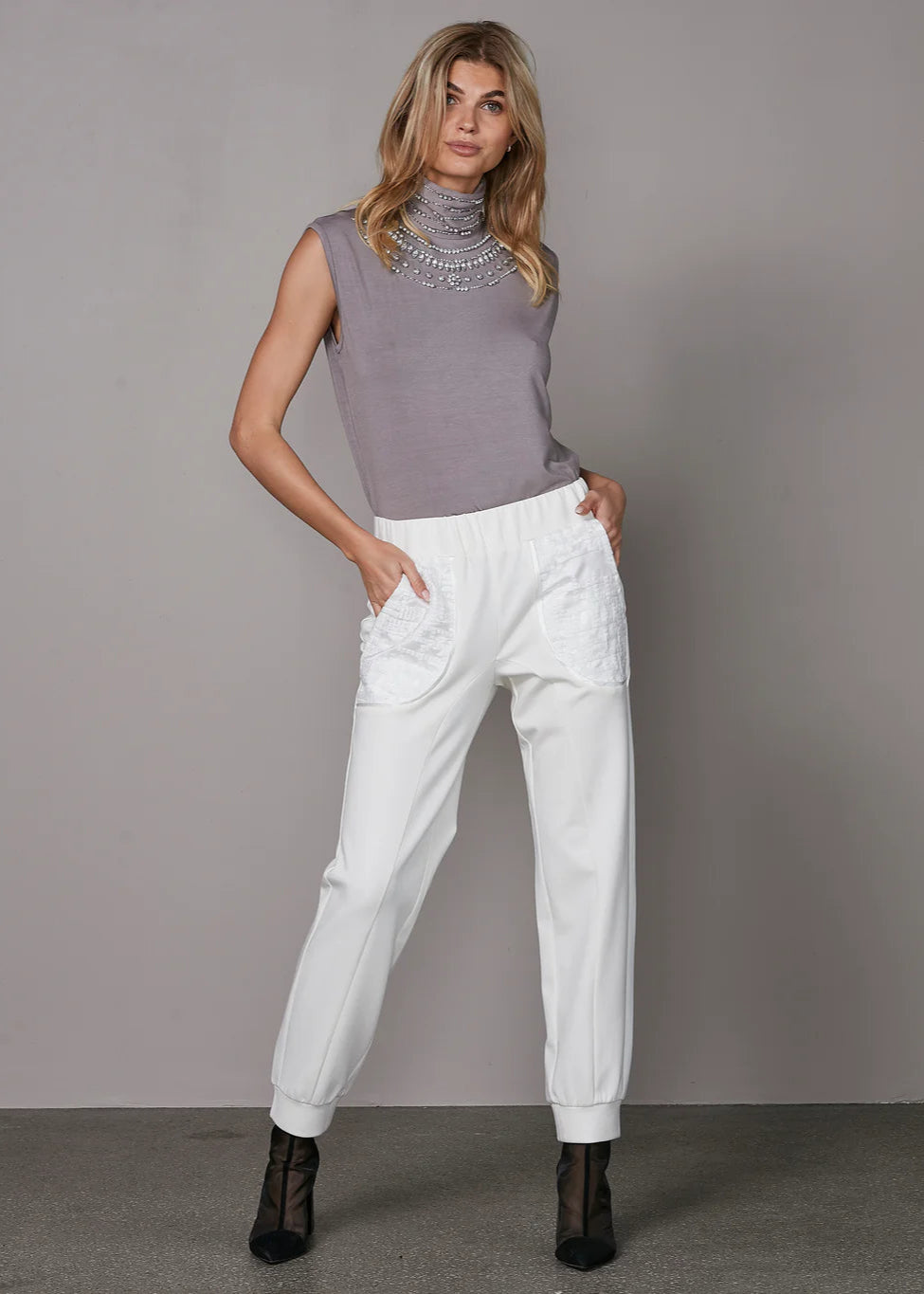 YARIN - Trousers - off-white