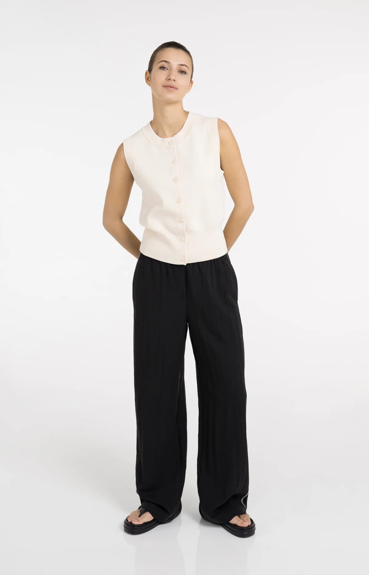 YAYA Wide Leg Hose mit Kontrastnähten – Schwarz