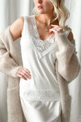 Bild in Galerie laden, Bambus Top Damen VALENTINE mit Spitze – Weiß| BYPIAS
