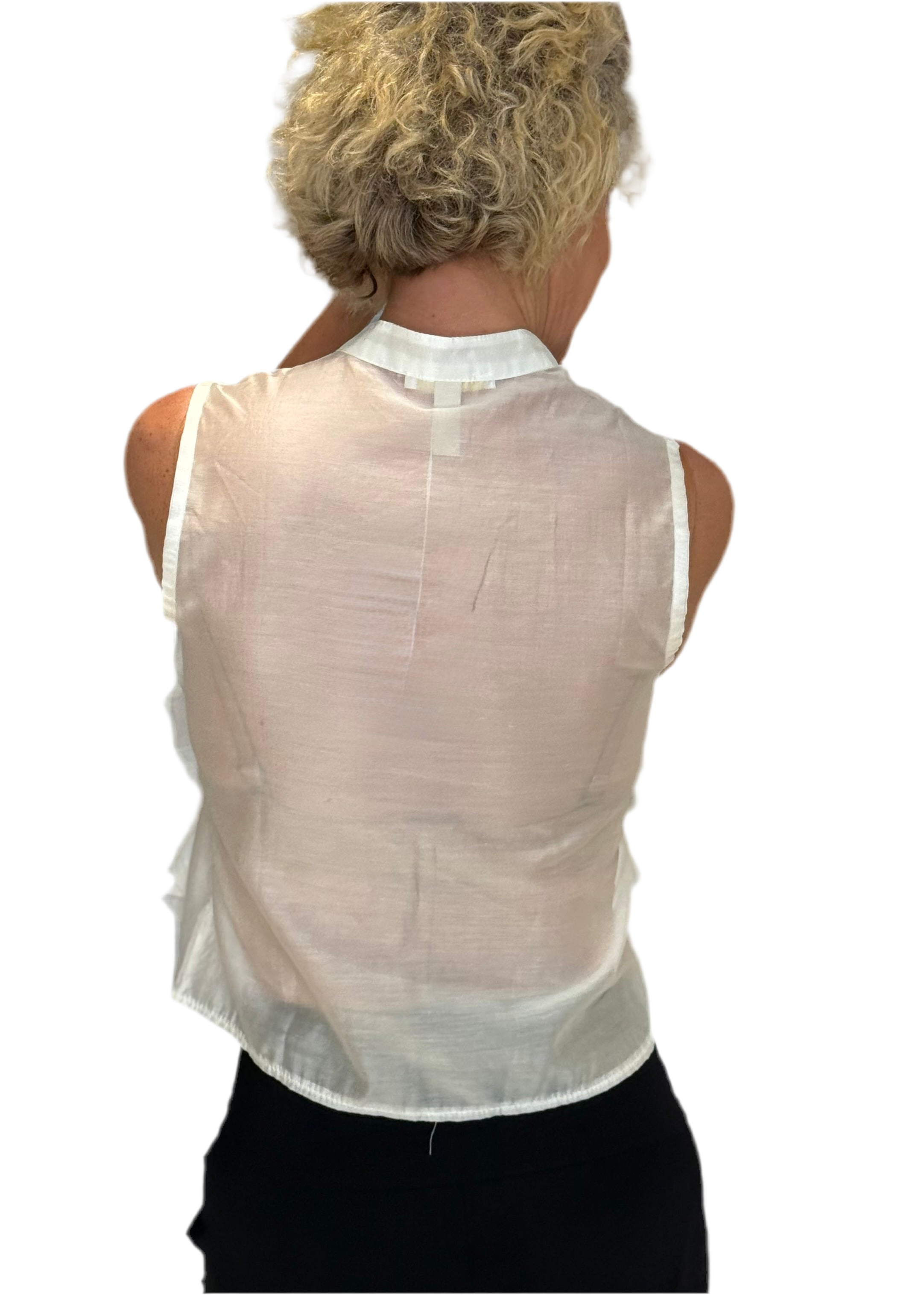 Blouse sans manches à volant Via Milano KIEL blanche – blouse semi-transparente