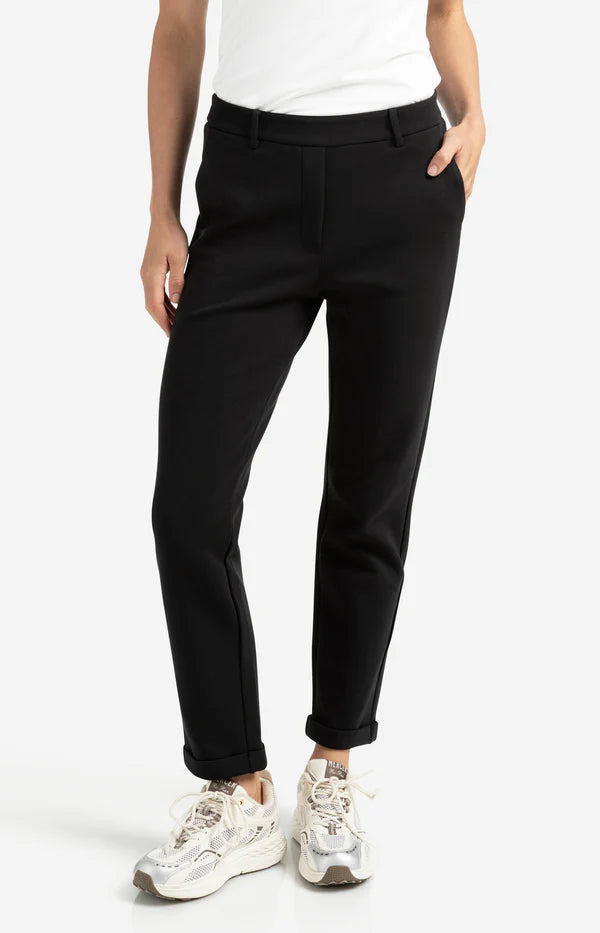 YAYA Basic Hose (Scuba) mit geradem Bein – Schwarz