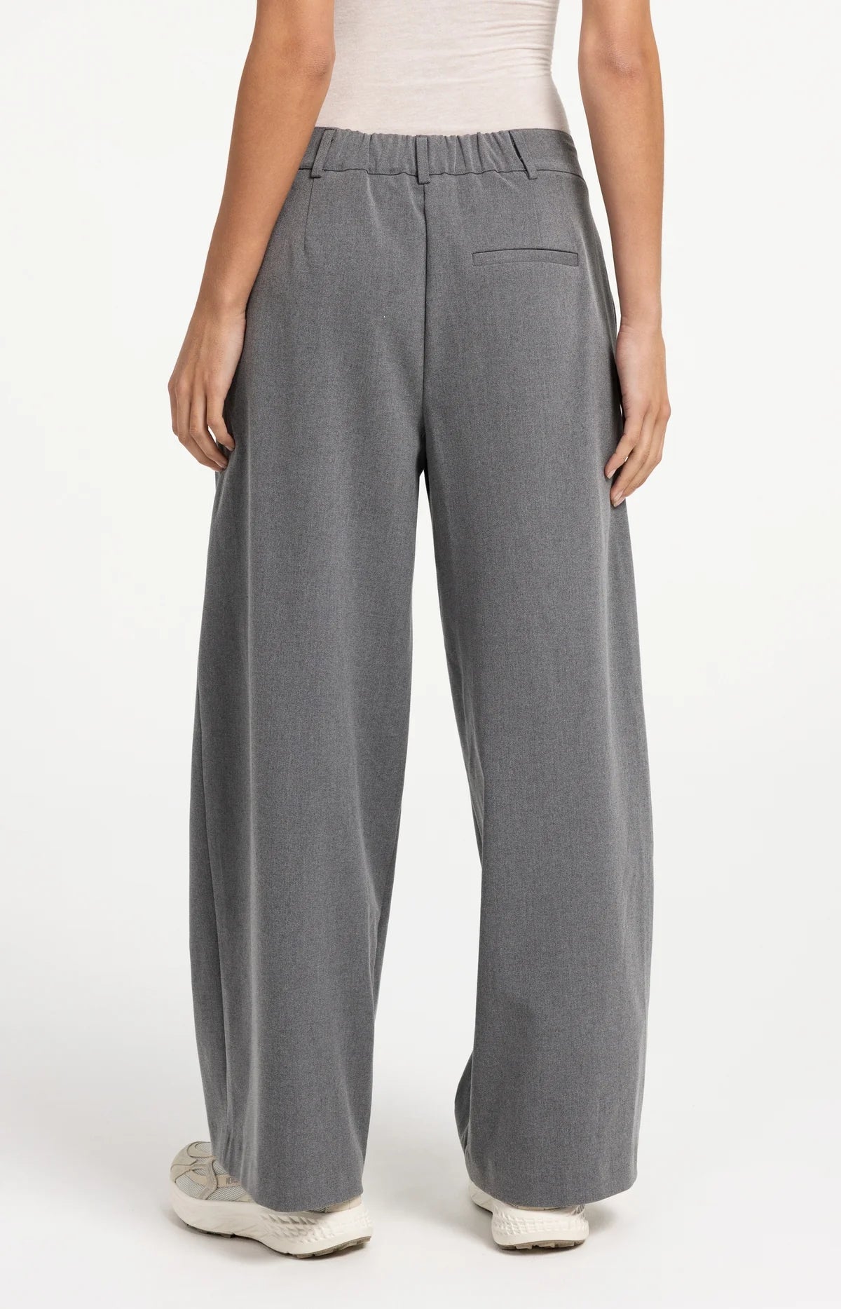 YAYA Hose mit weitem Bein & Knopfversatz – Grau